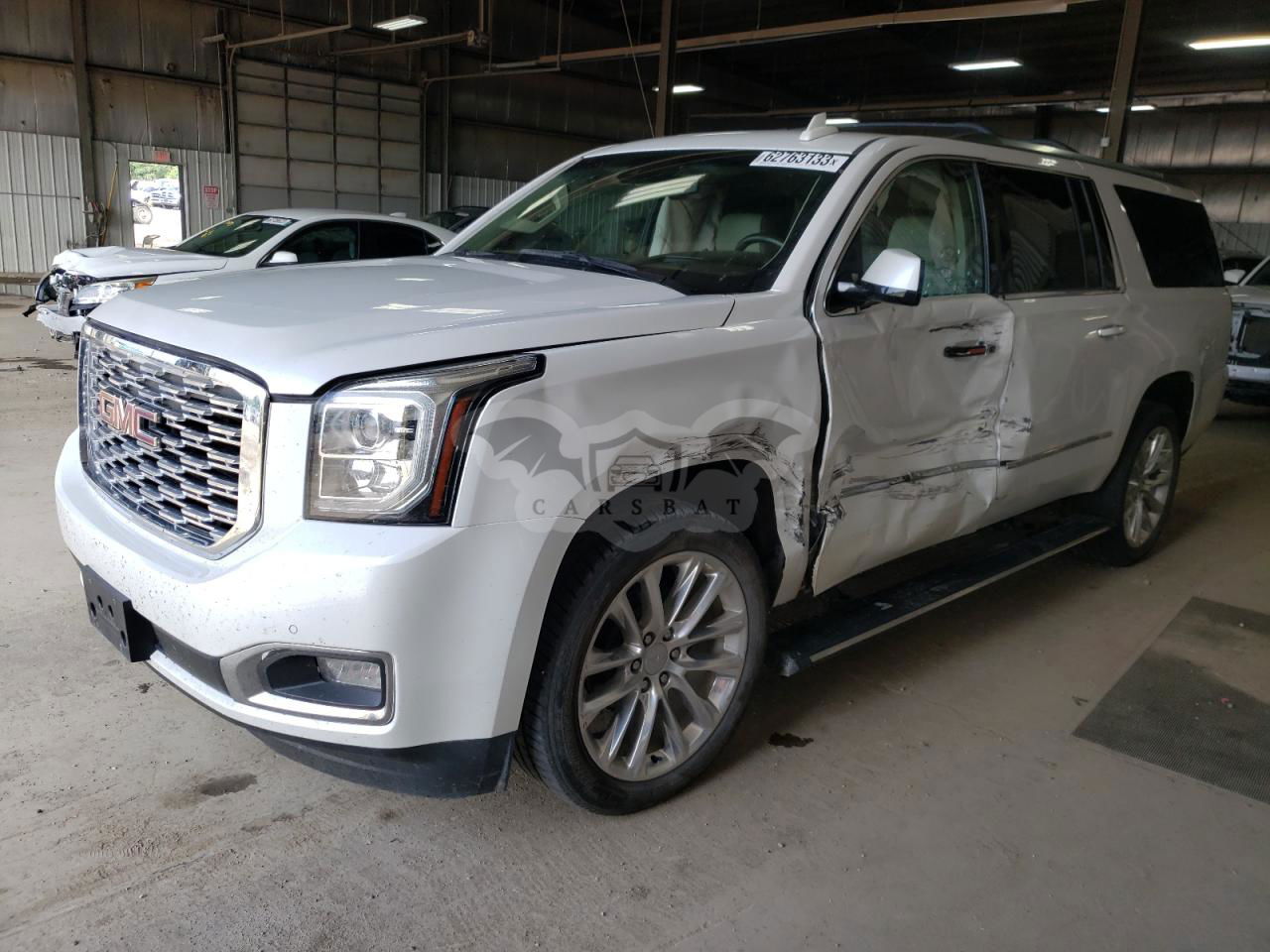 GMC Yukon DENALI 6.2L  8 2020