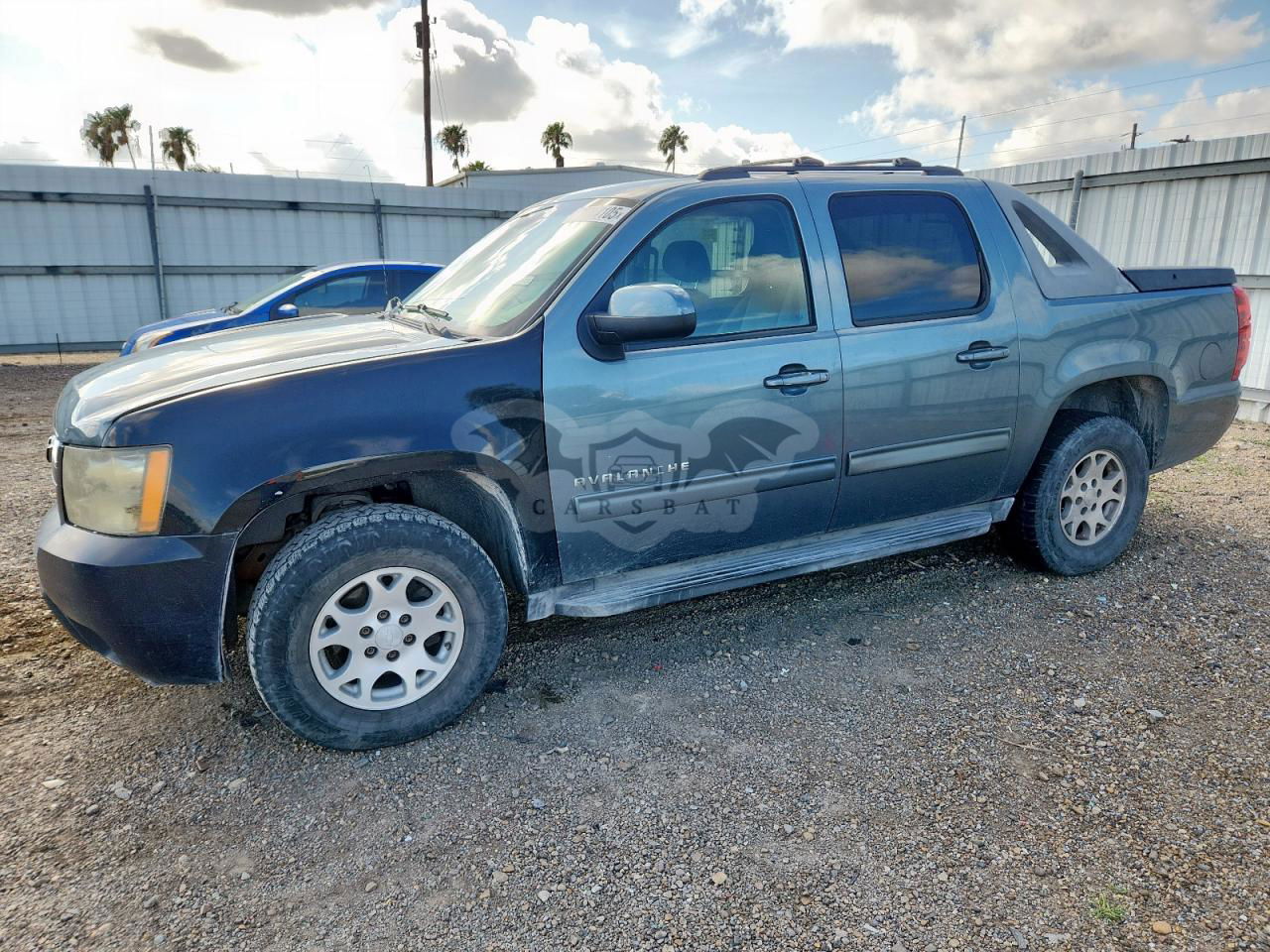 Chevrolet Avalanche LS 5.3L  8 2011