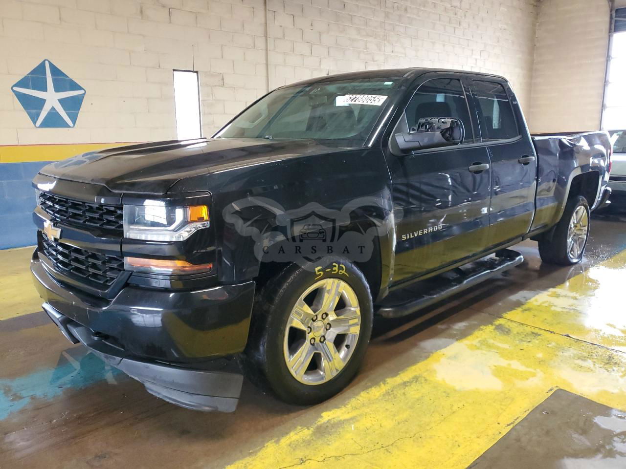 Chevrolet Silverado K1500 CUSTOM 5.3L  8 2017