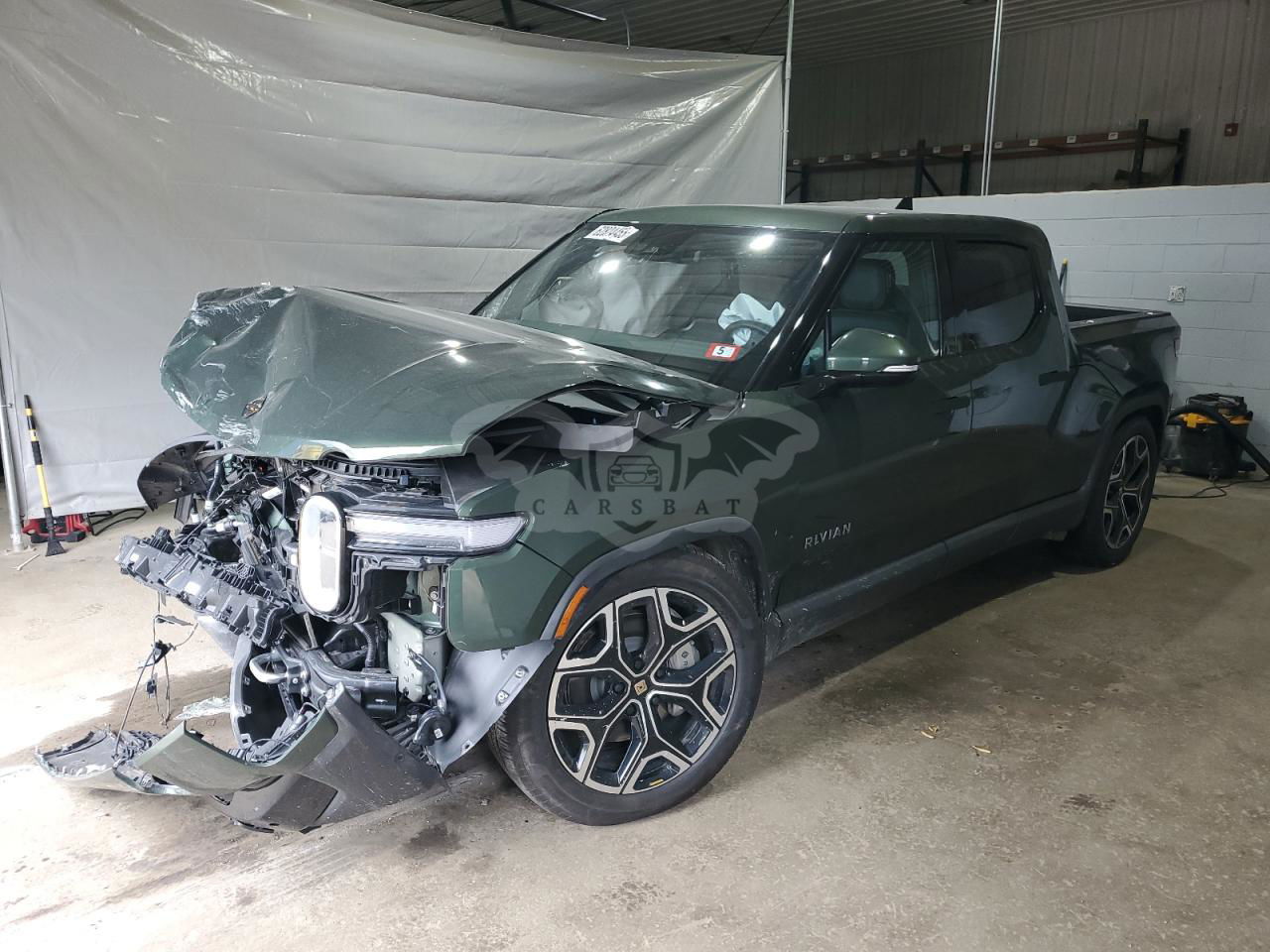 Rivian R1T ADVENTURE 2025