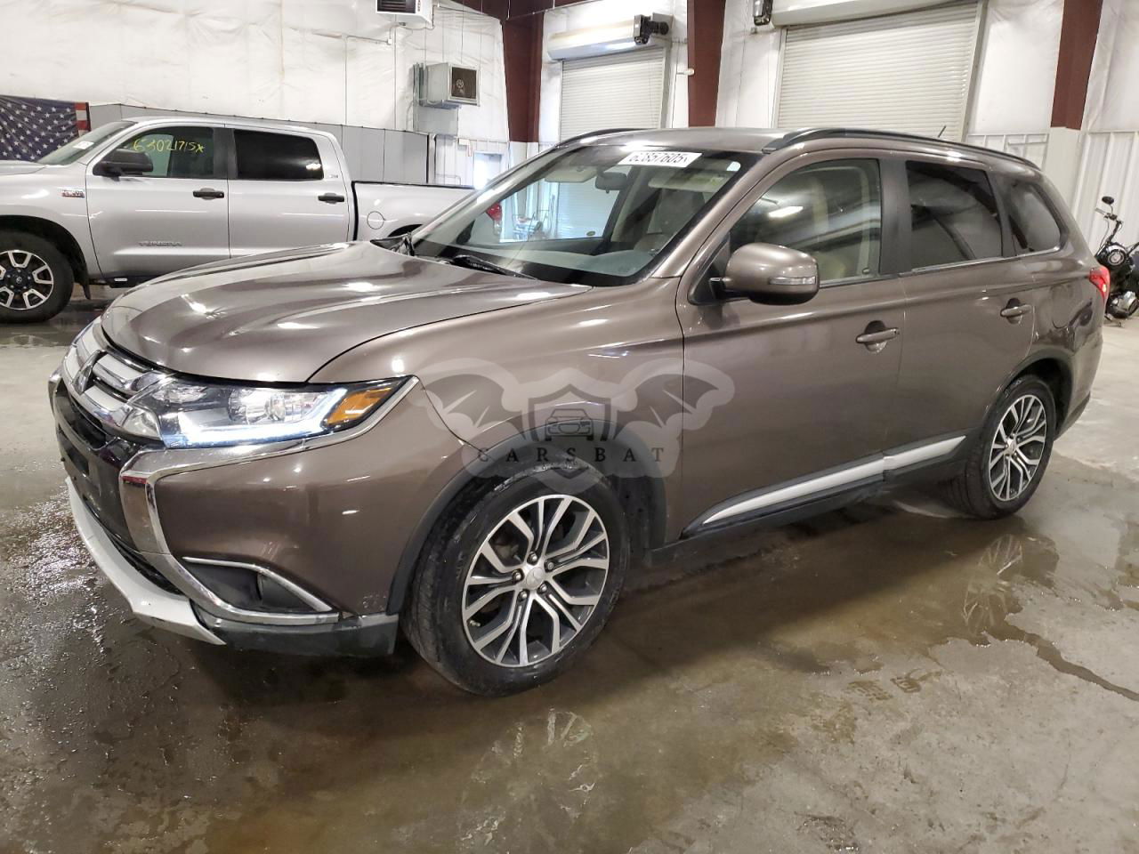 Mitsubishi Outlander SE 2.4L  4 2016