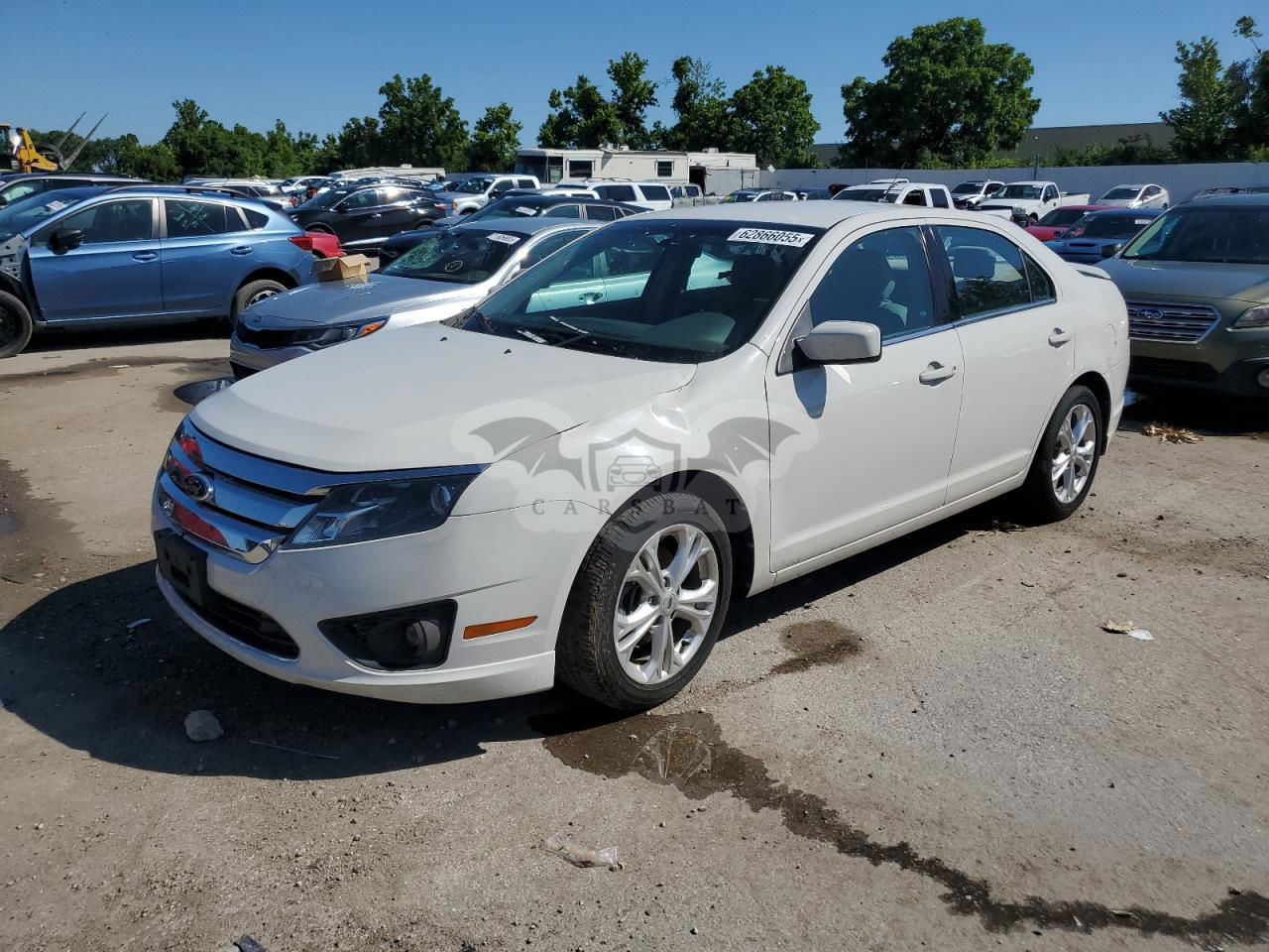 Ford Fusion SE 2.5L  4 2012
