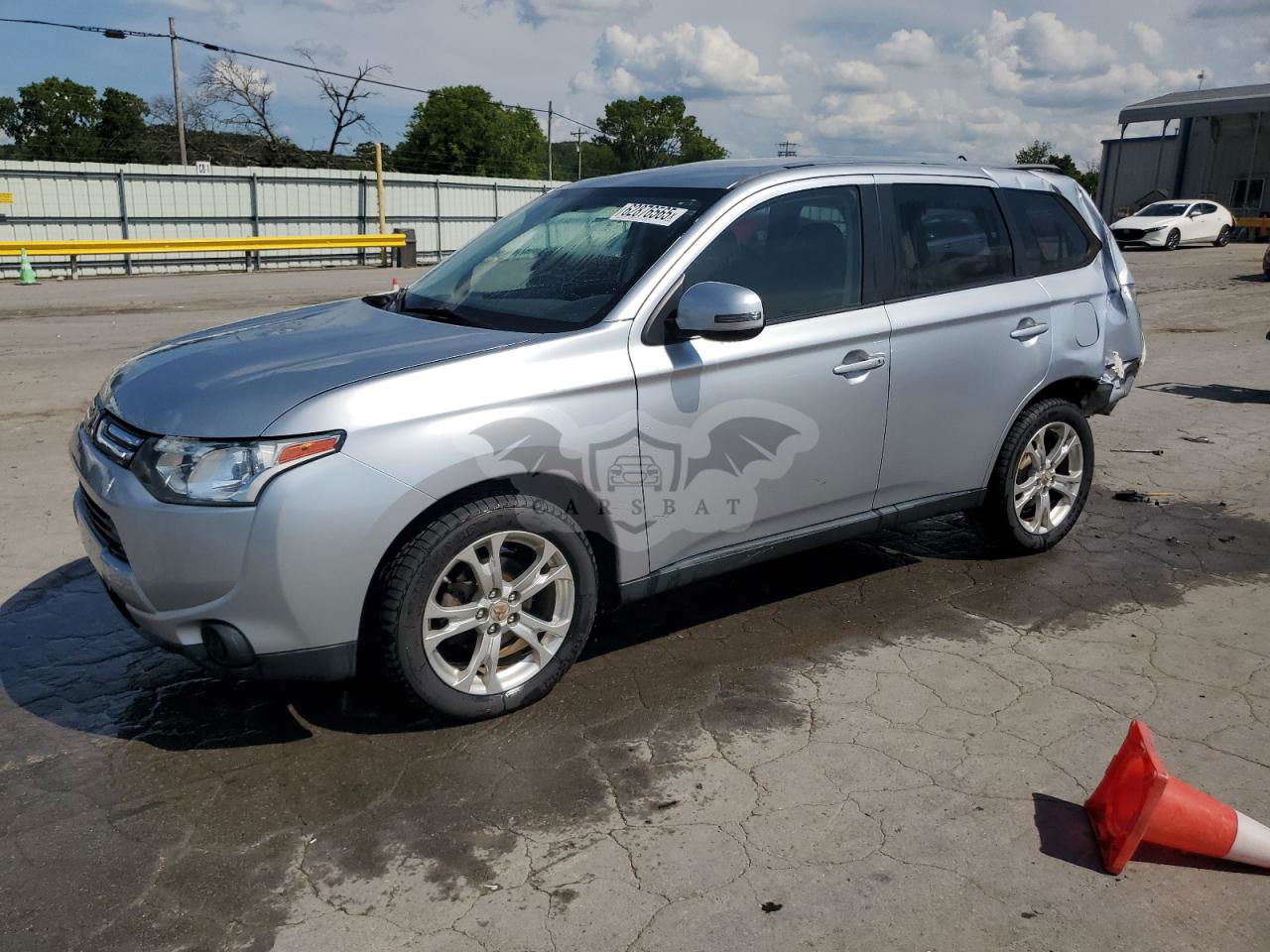 Mitsubishi Outlander SE 2.4L  4 2014