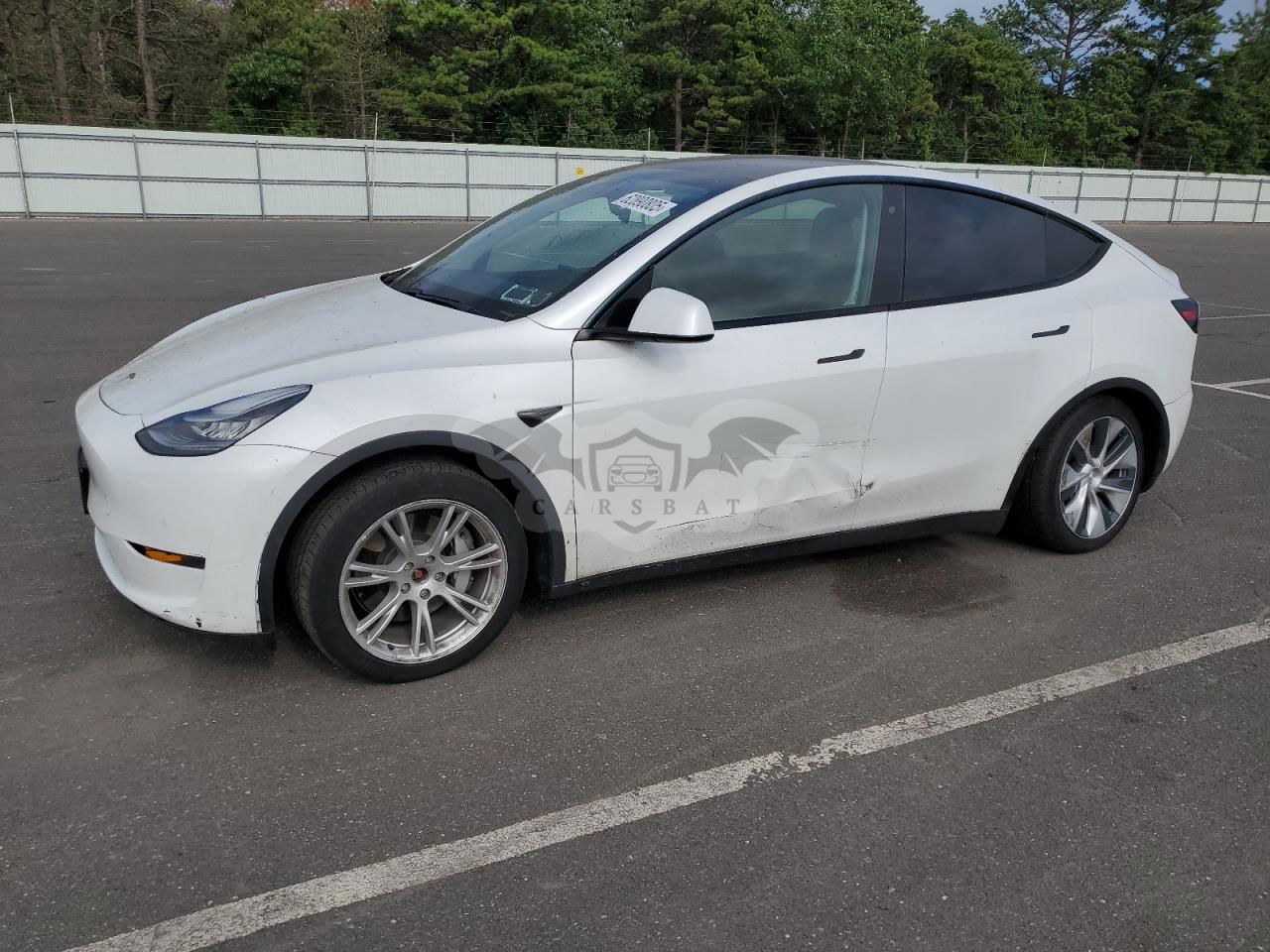 Tesla Model Y 2015