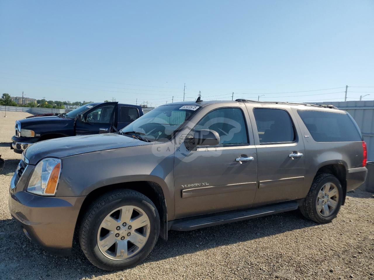 GMC Yukon K1500 SLT 5.3L  8 2012