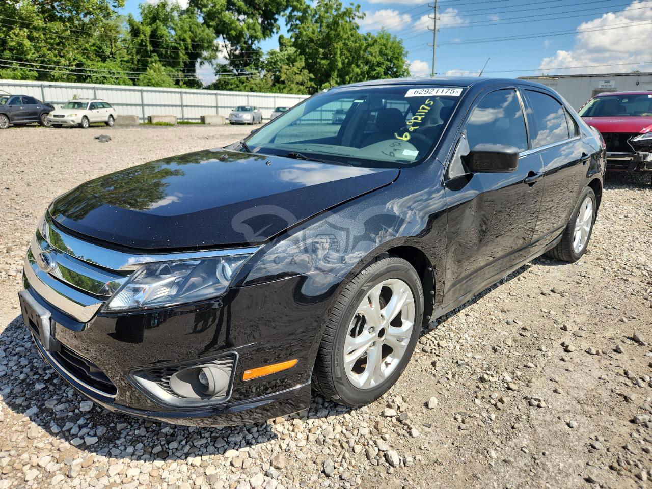 Ford Fusion SE 2.5L  4 2012