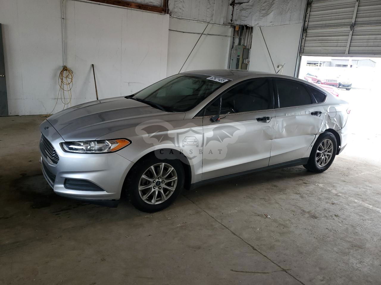 Ford Fusion S 2.5L  4 2015