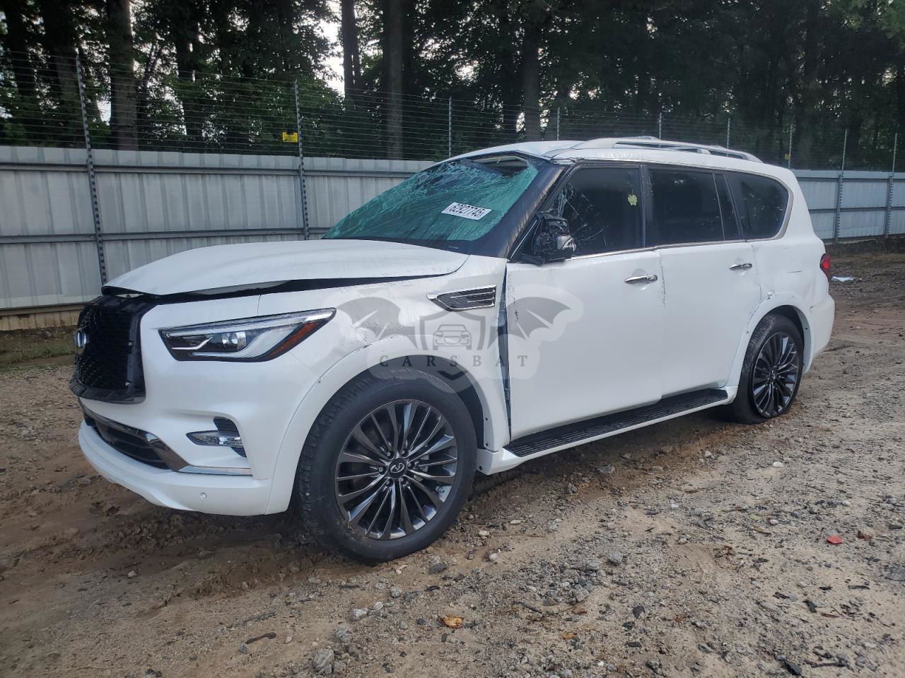 Infiniti QX80 LUXE 5.6L  8 2023