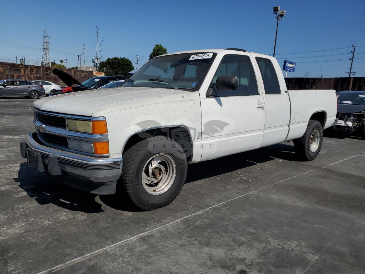 Chevrolet C/K Series C1500 5.7L  8 1990
