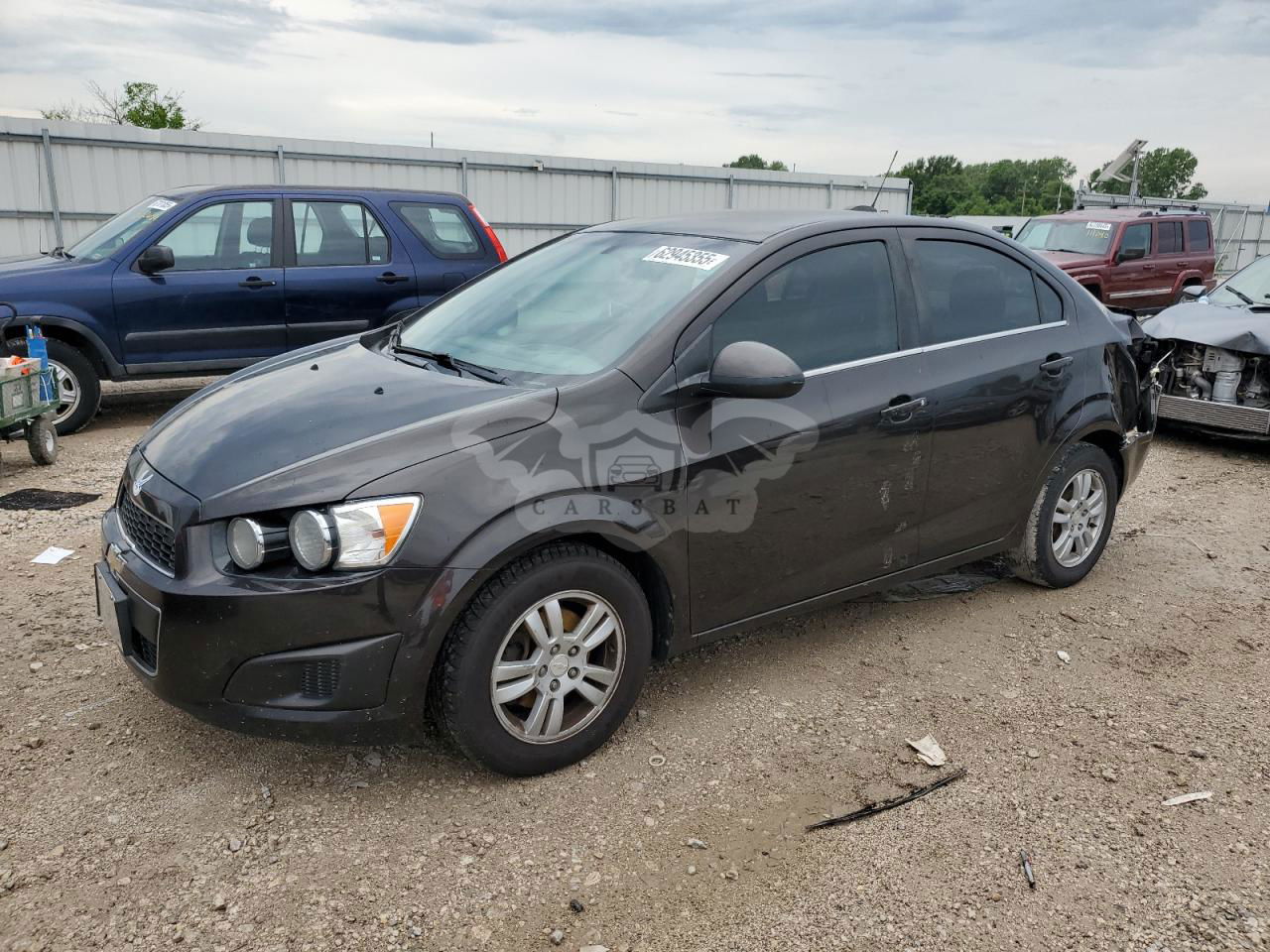 Chevrolet Aveo (Sonic) LT 1.8L  4 2015