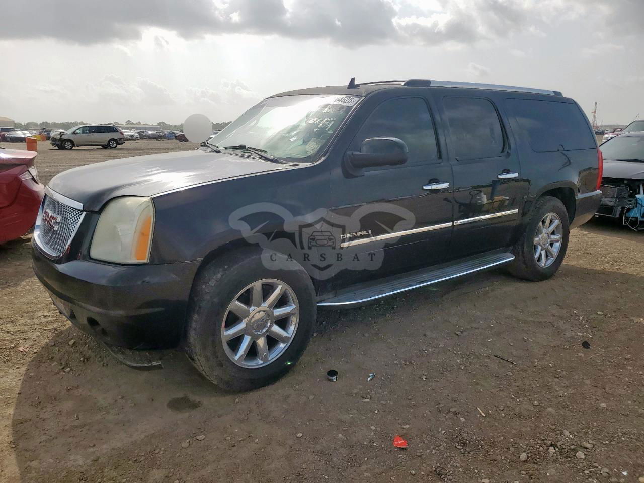 GMC Yukon DENALI 6.2L  8 2014