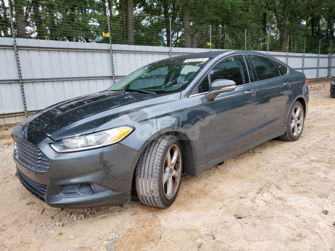 Ford Fusion SE 2.5L  4 2015
