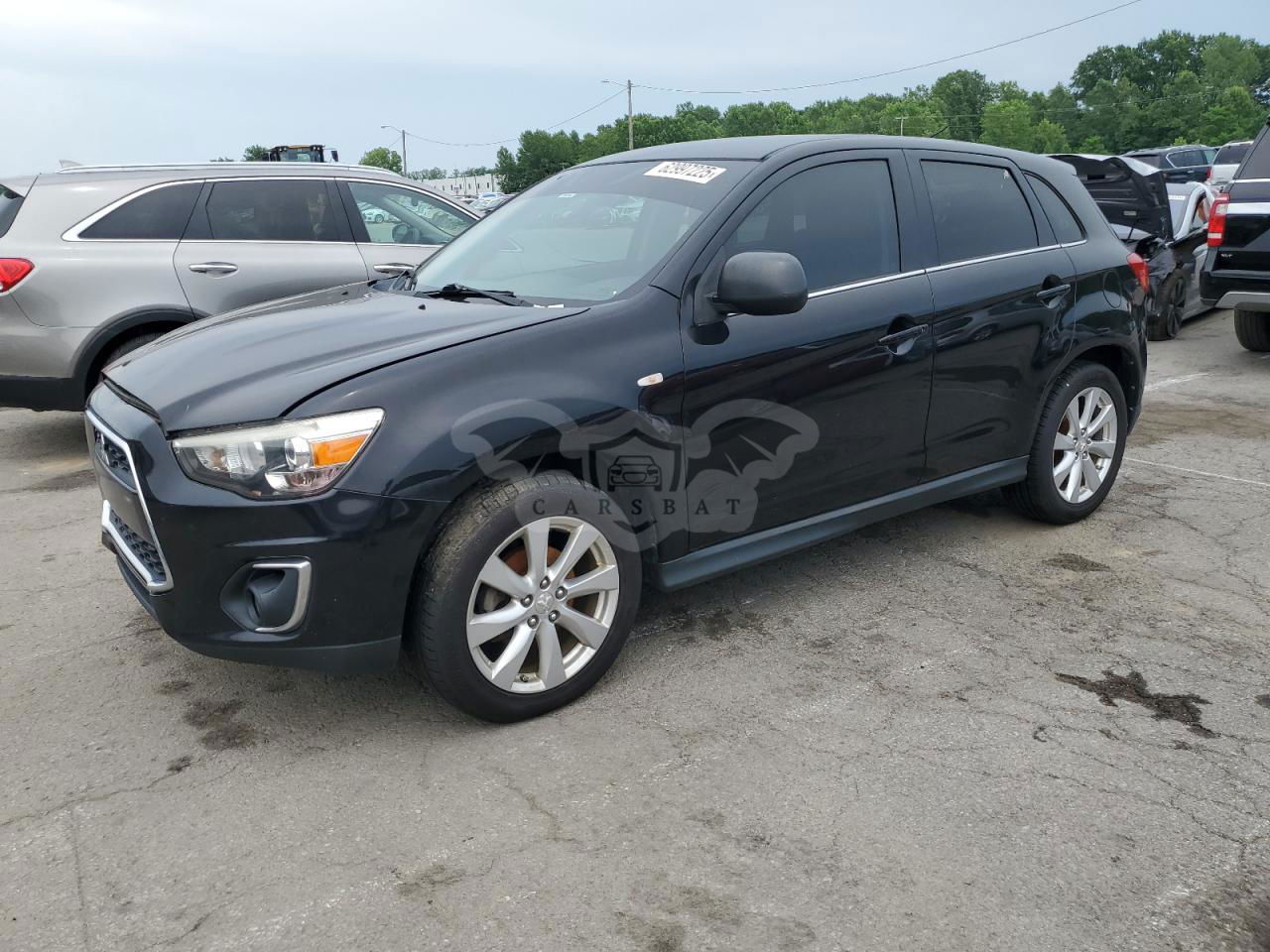 Mitsubishi Outlander SE 2.0L  4 2014