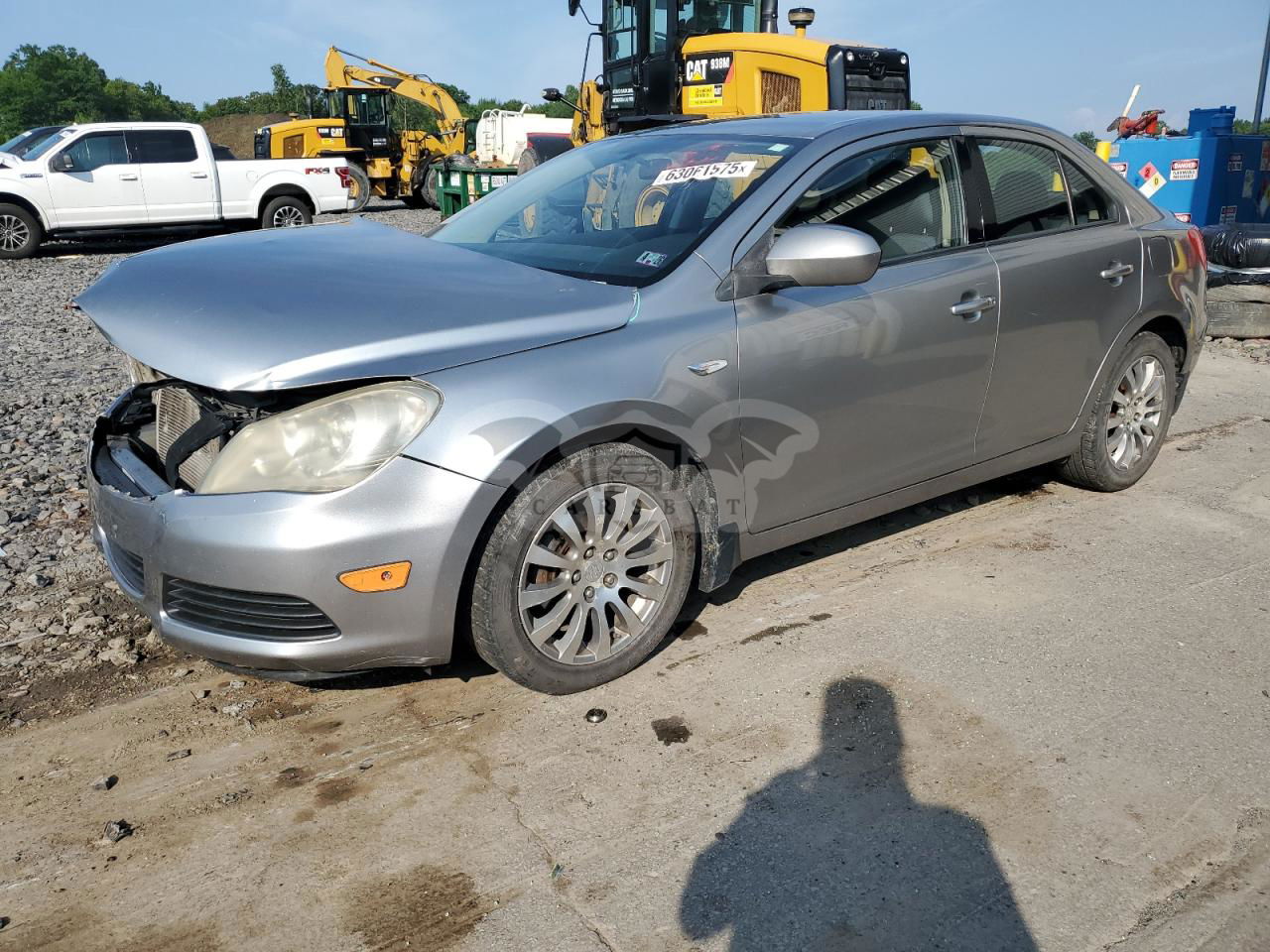 Suzuki Kizashi SE 2.4L  4 2013