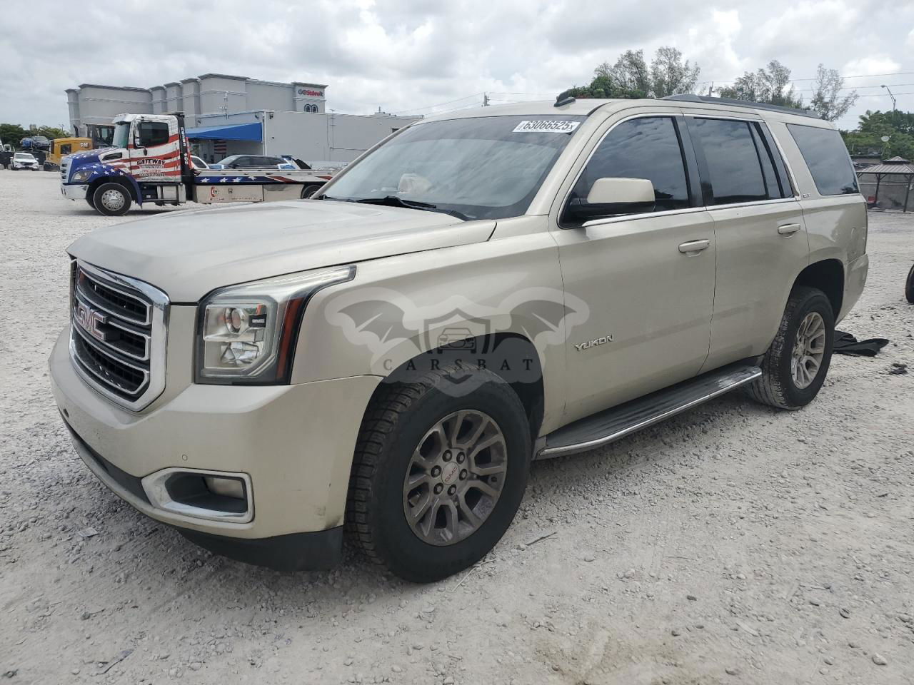 GMC Yukon SLT 5.3L  8 2015