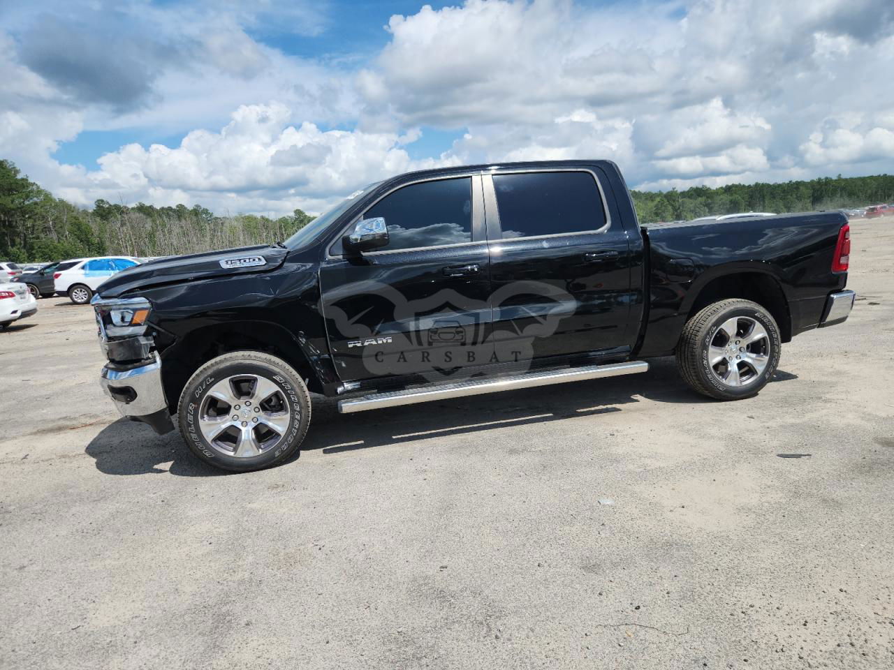 RAM 1500 LARAMIE 5.7L  8 2023