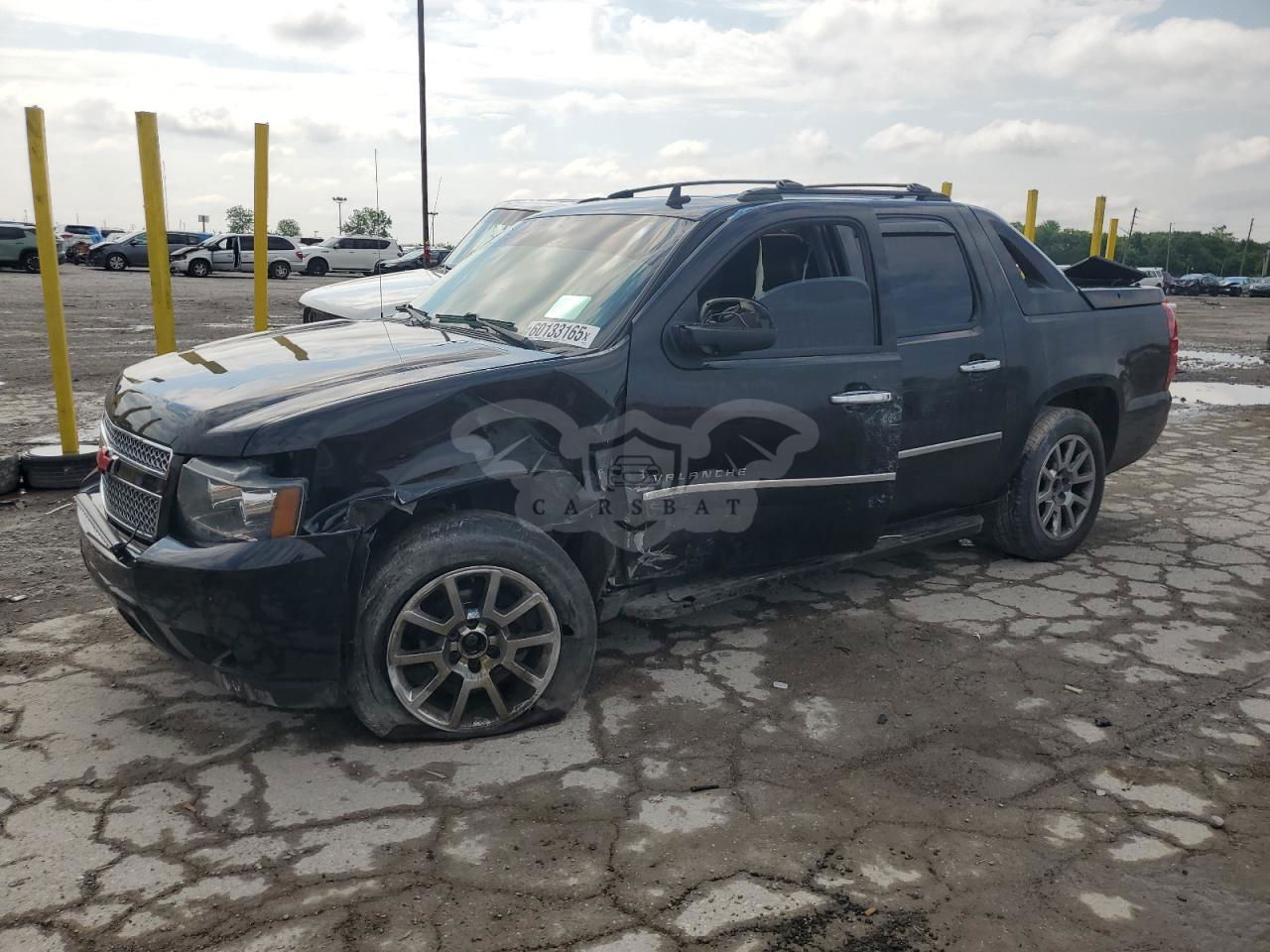 Chevrolet Avalanche LTZ 5.3L  8 2013
