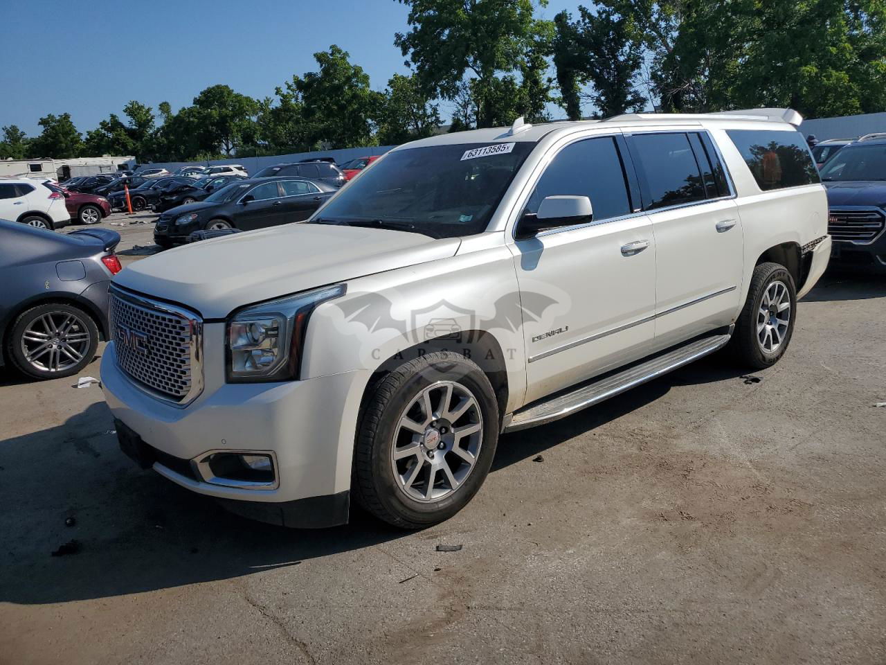 GMC Yukon DENALI 6.2L  8 2015