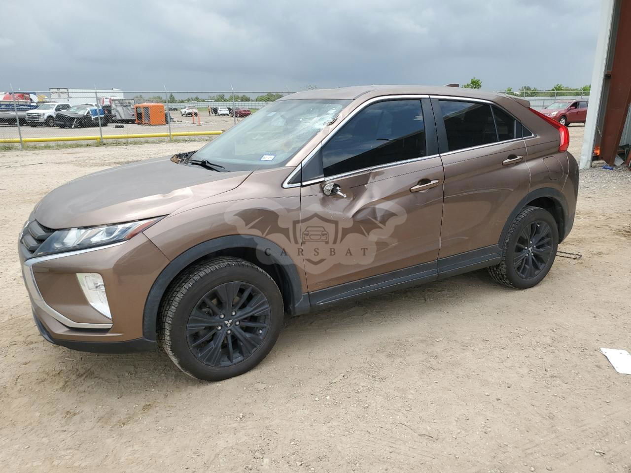 Mitsubishi Eclipse LE 1.5L  4 2018