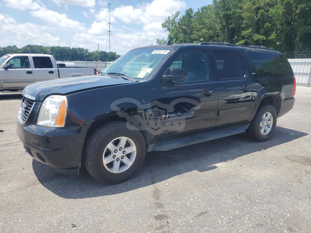 GMC Yukon K1500 SLT 5.3L  8 2013