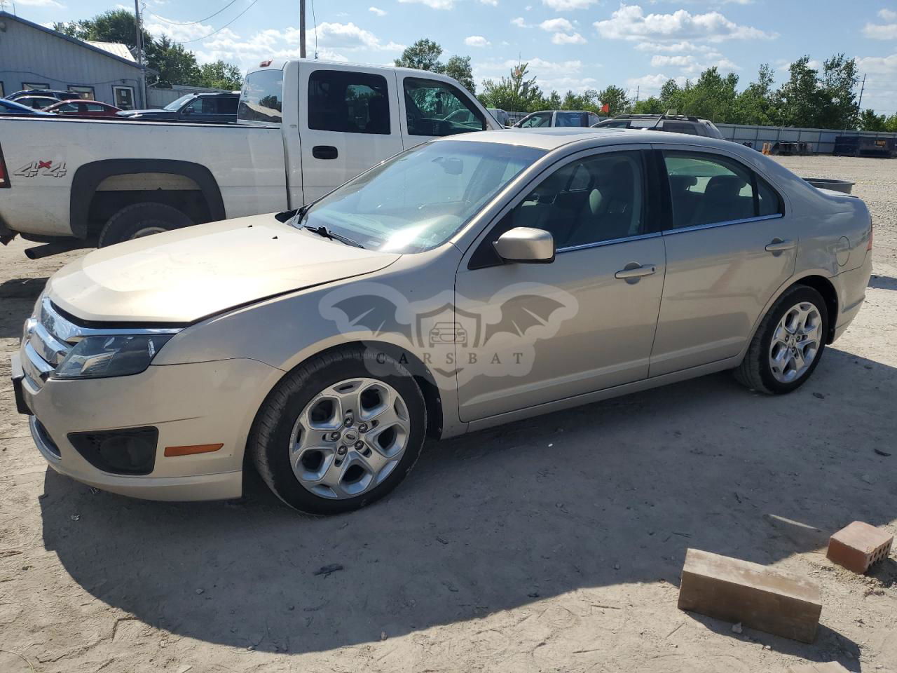 Ford Fusion SE 2.5L  4 2010