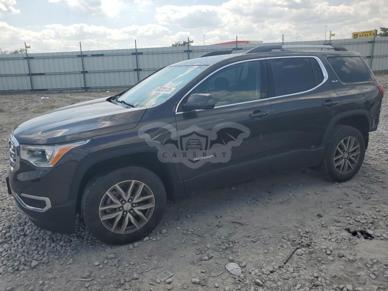GMC Acadia SLE 2.5L  4 2017