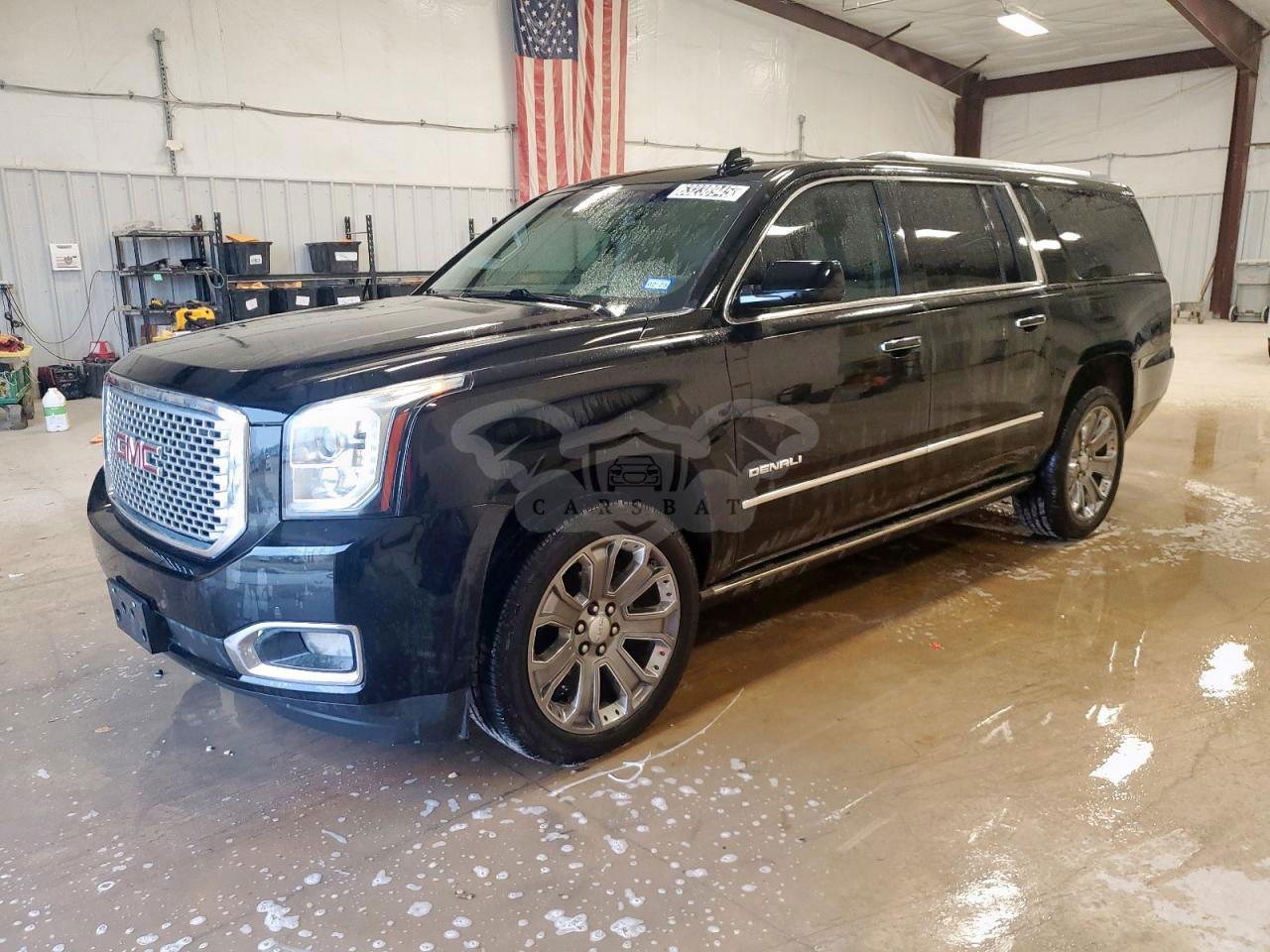 GMC Yukon DENALI 6.2L  8 2016