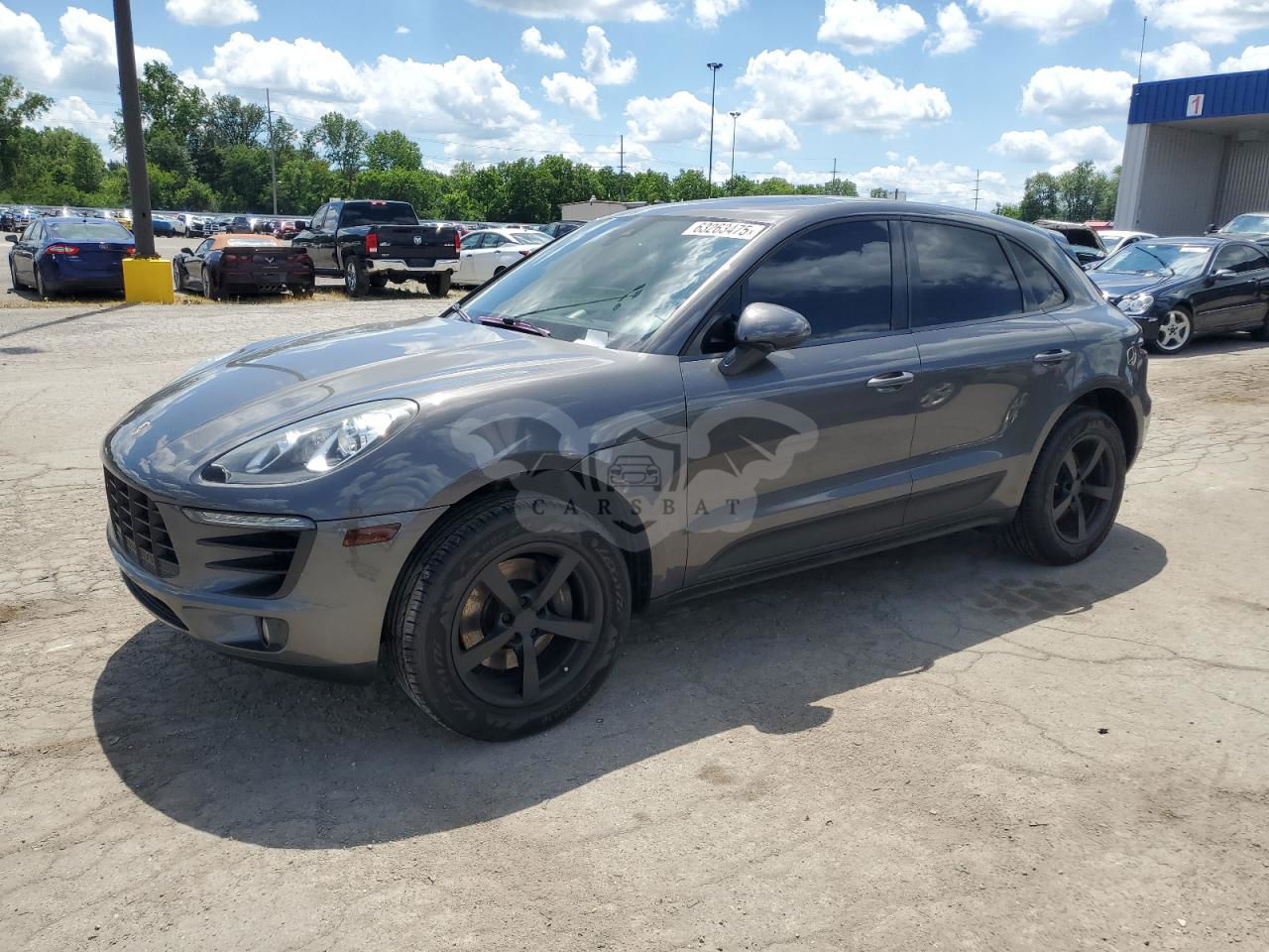 Porsche Macan 2.0L  4 2017
