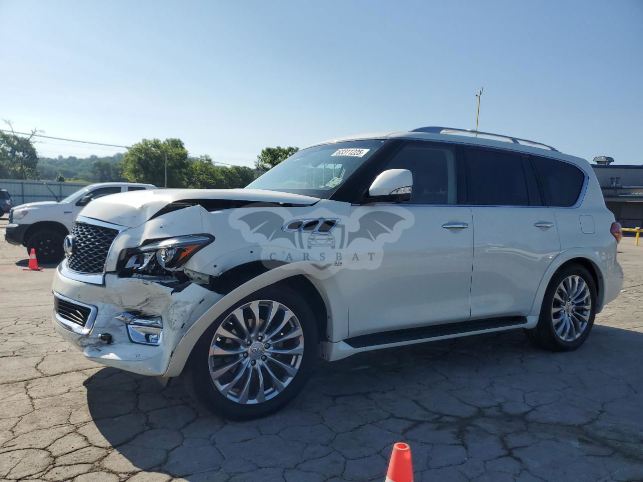 Infiniti QX80 BASE 5.6L  8 2017