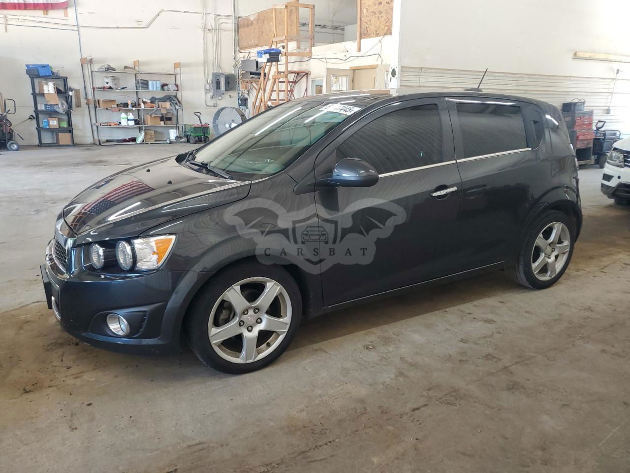 Chevrolet Aveo (Sonic) LTZ 1.4L  4 2015