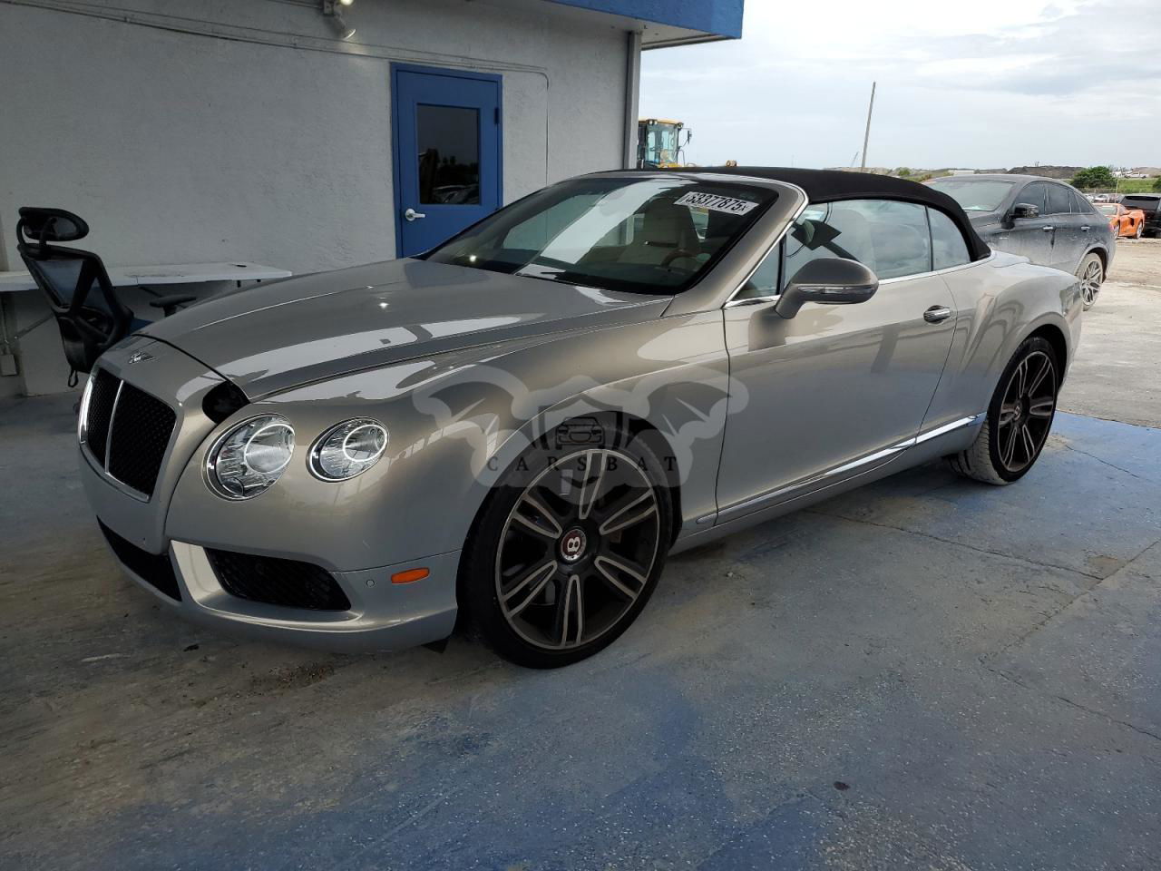 Bentley Continental GTC V8 4.0L  8 2013