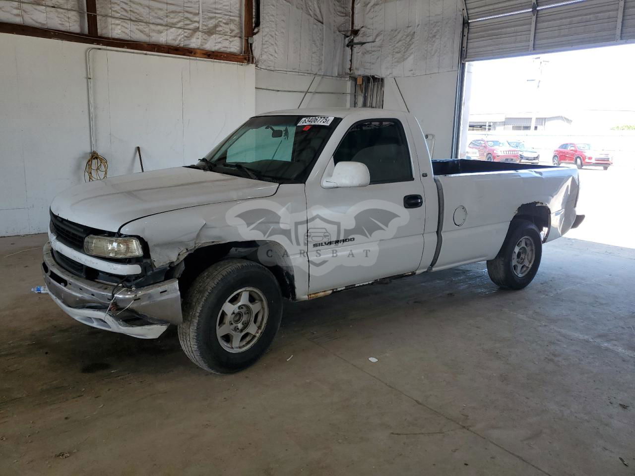 Chevrolet Silverado C1500 4.8L  8 2002
