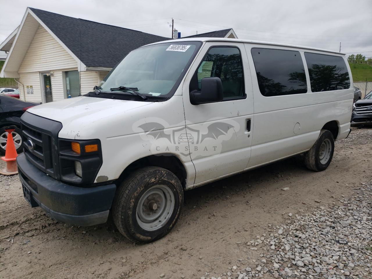 Ford Econoline E350 SUPER DUTY WAGON 5.4L  8 2009