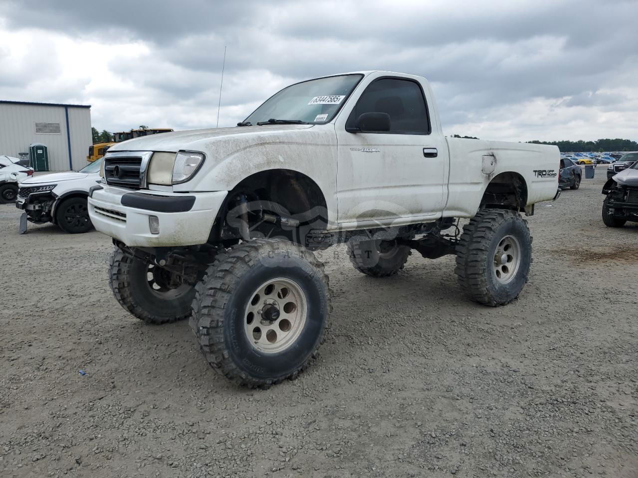 Toyota Tacoma 2.7L  4 1998