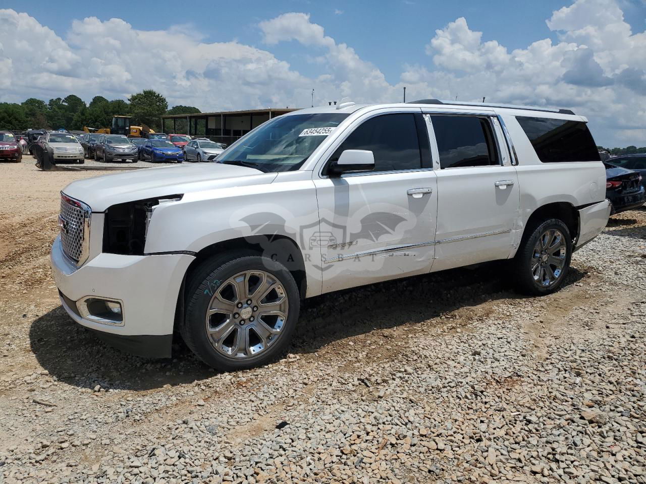 GMC Yukon DENALI 6.2L  8 2016