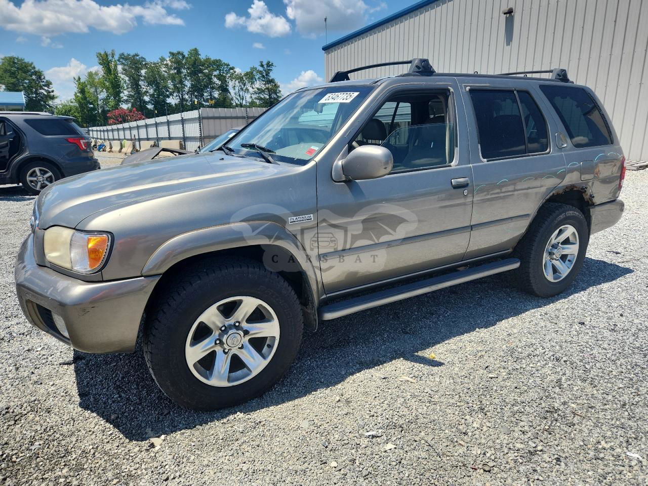 Nissan Pathfinder LE 3.5L  6 2004