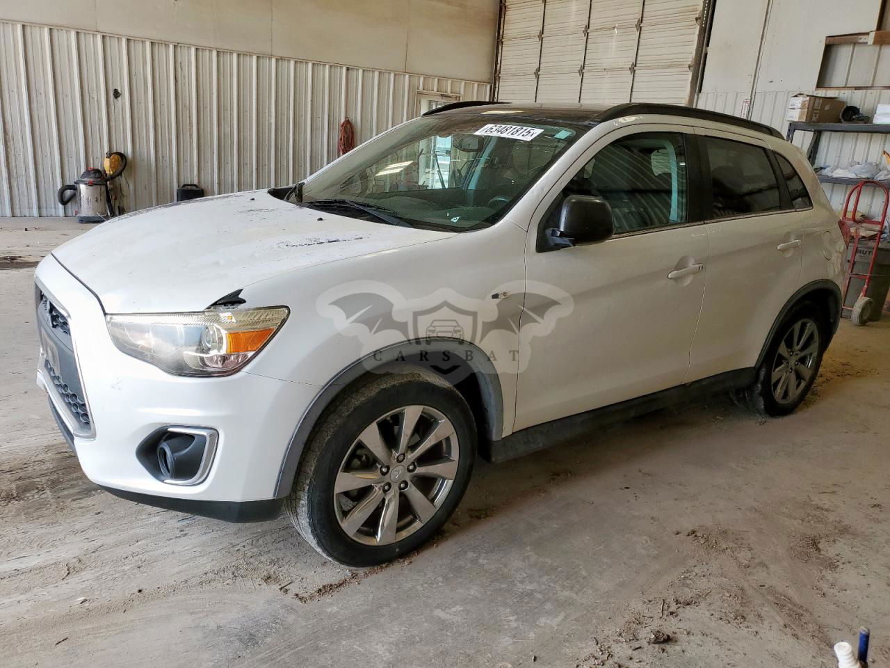 Mitsubishi Outlander LE 2.0L  4 2013