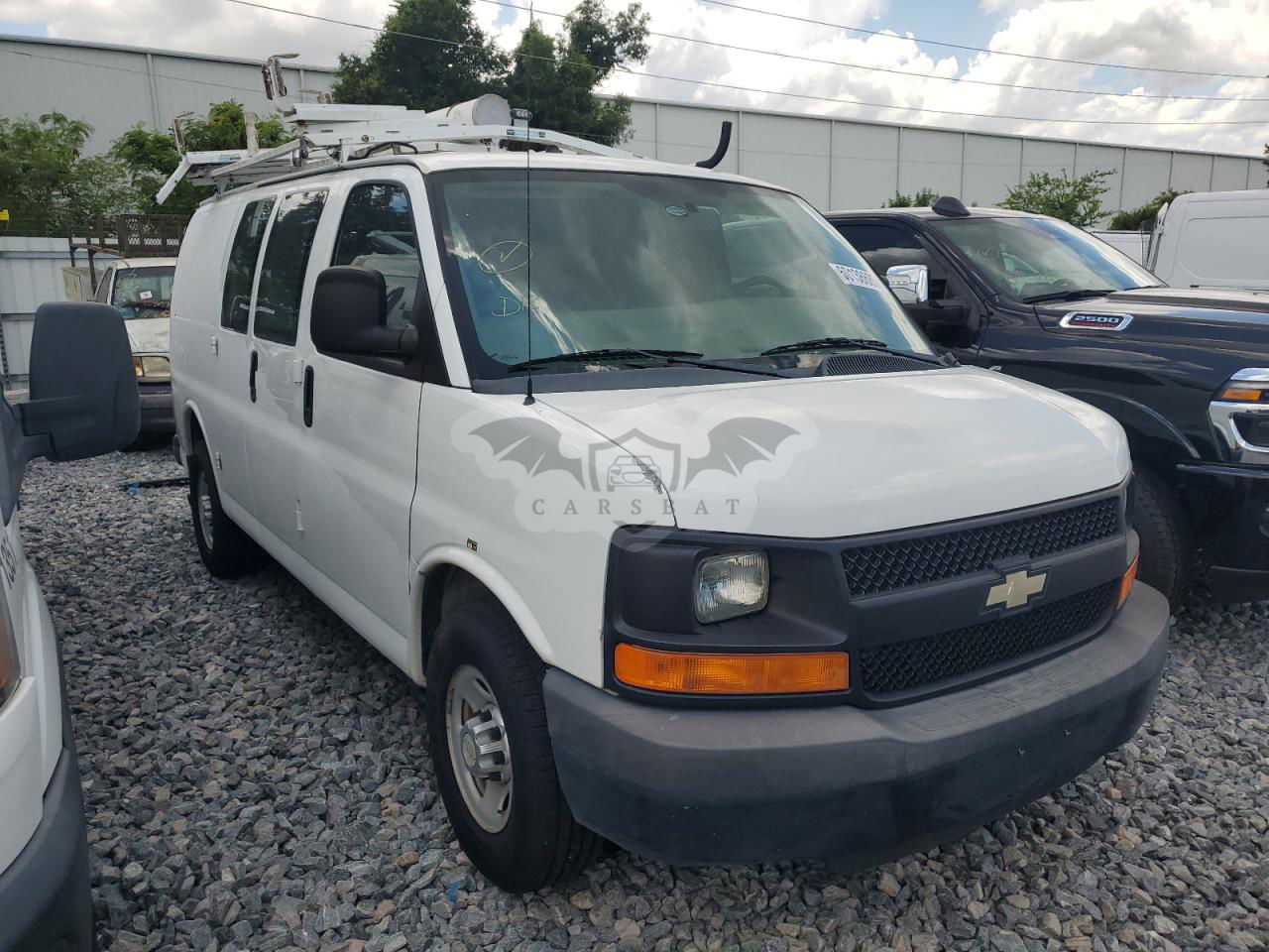 Chevrolet Express 4.8L  8 2013