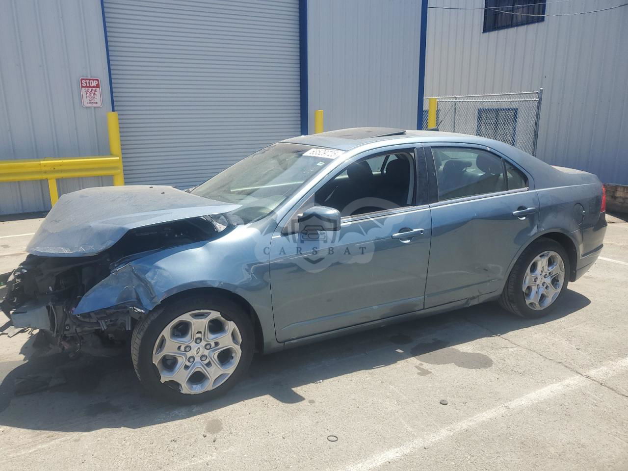 Ford Fusion SE 2.5L  4 2011