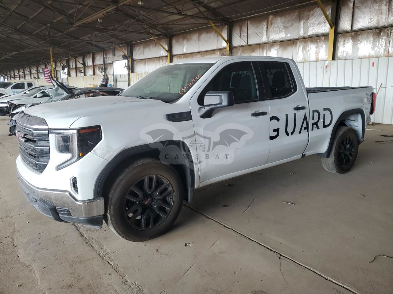 GMC Sierra C1500 2.7L  4 2023