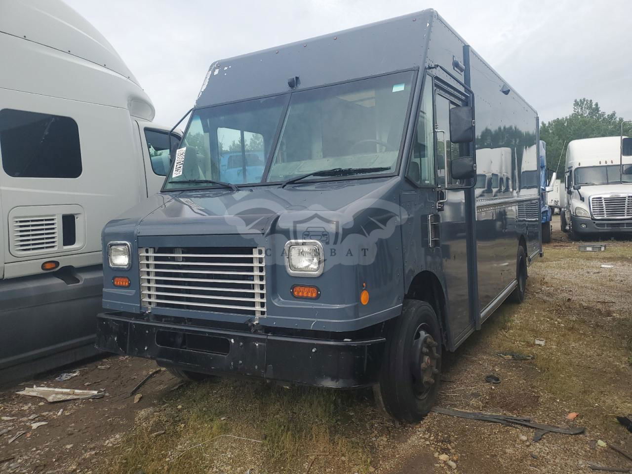 Freightliner Business Class M2 M LINE WALK-IN VAN 6.0L  8 2020