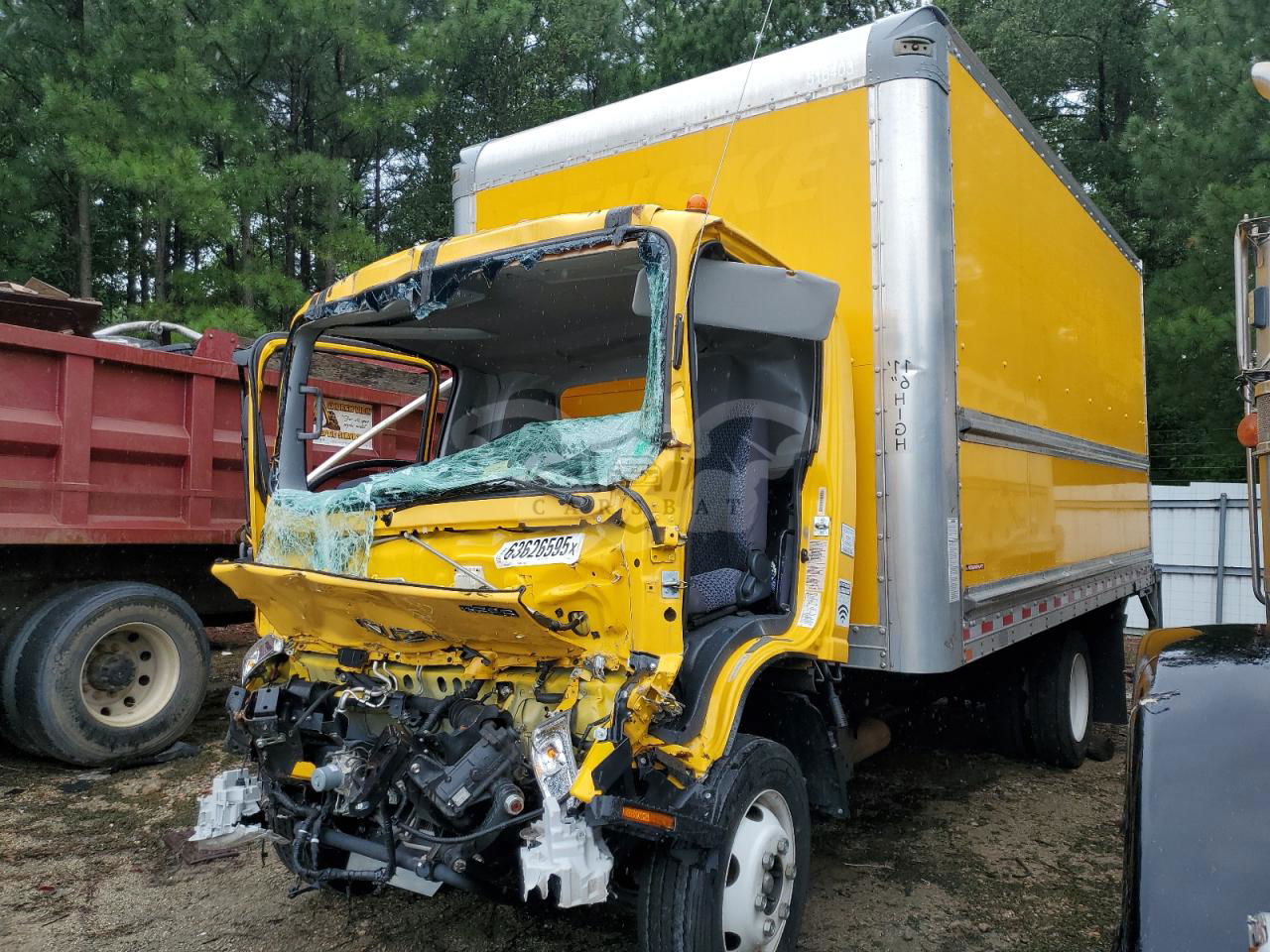 Isuzu NPR 6.6L  8 2023