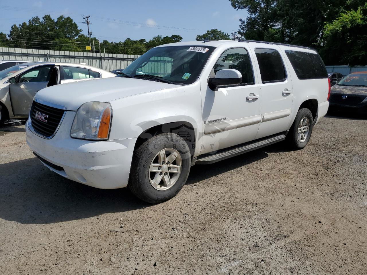 GMC Yukon C1500 SLE 5.3L  8 2009