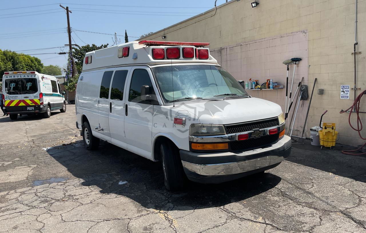 Chevrolet Express 6.6L  8 2013