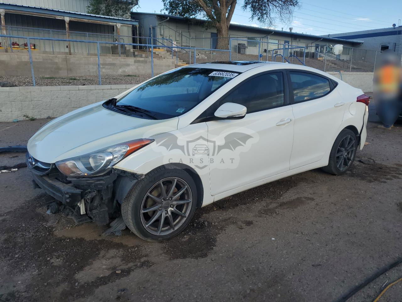 Hyundai Elantra GLS 1.8L  4 2012