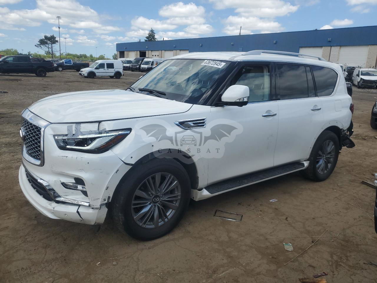 Infiniti QX80 LUXE 5.6L  8 2022