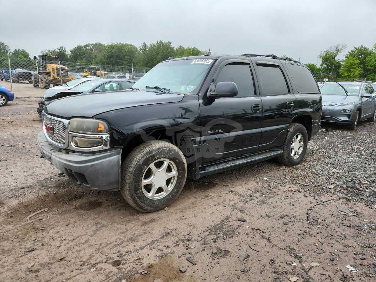 GMC Yukon DENALI 6.0L  8 2005