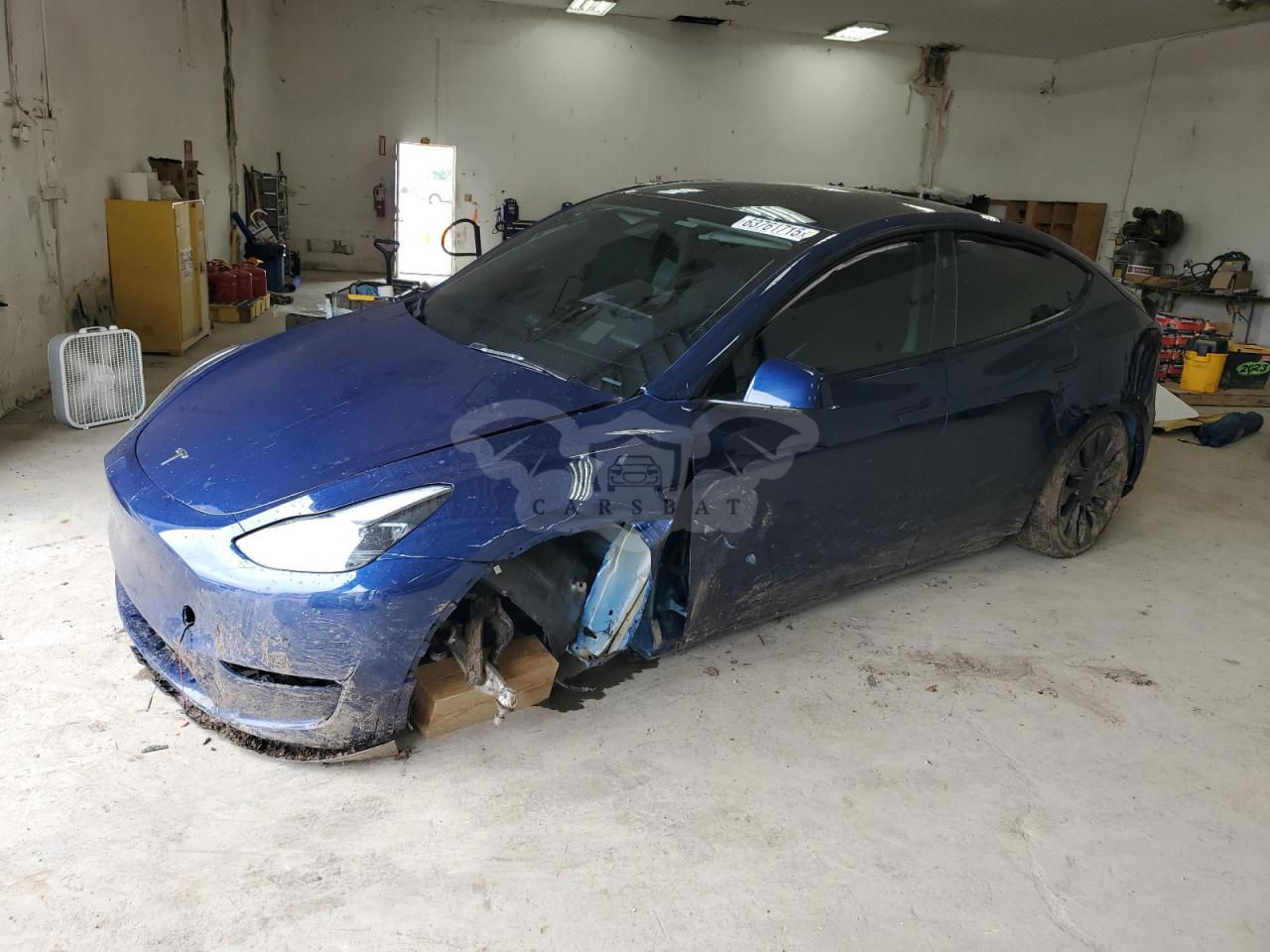 Tesla Model Y 2024