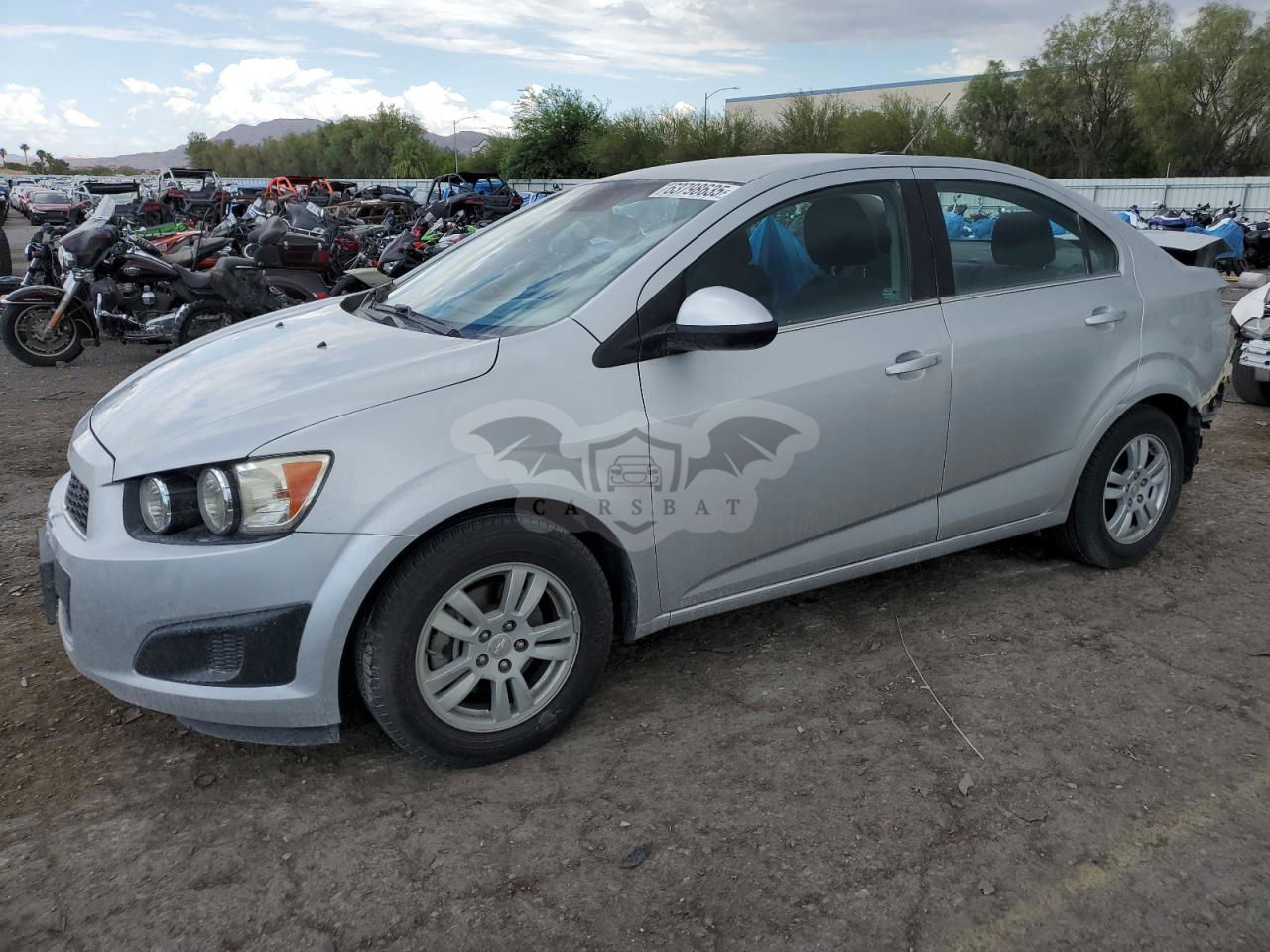 Chevrolet Aveo (Sonic) LT 1.8L  4 2015