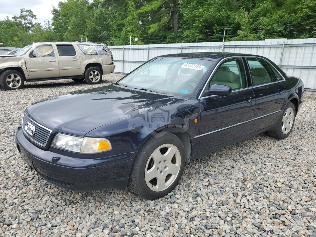 Audi A8 QUATTRO 4.2L  8 1999